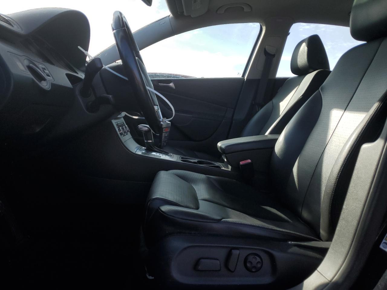 2010 Volkswagen Passat VIN WVWJM7AN7AE109460 Copart auction photo, mechanical / minor dent/scratches damage thumbnail 7
