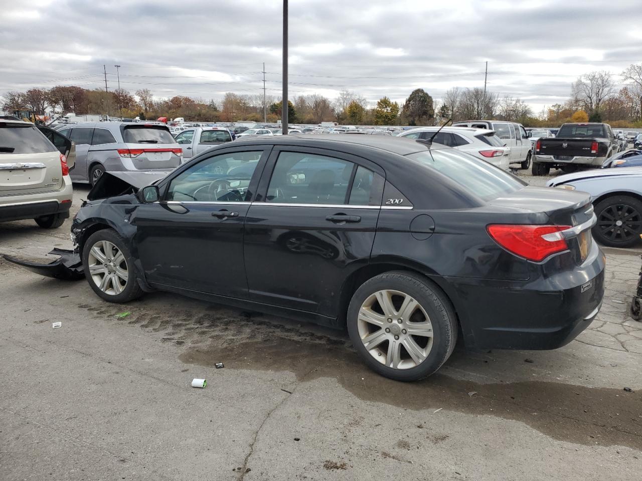 2013 Chrysler 200 VIN 1C3CCBBB5DN546885 Copart auction photo, front end / side damage thumbnail 2