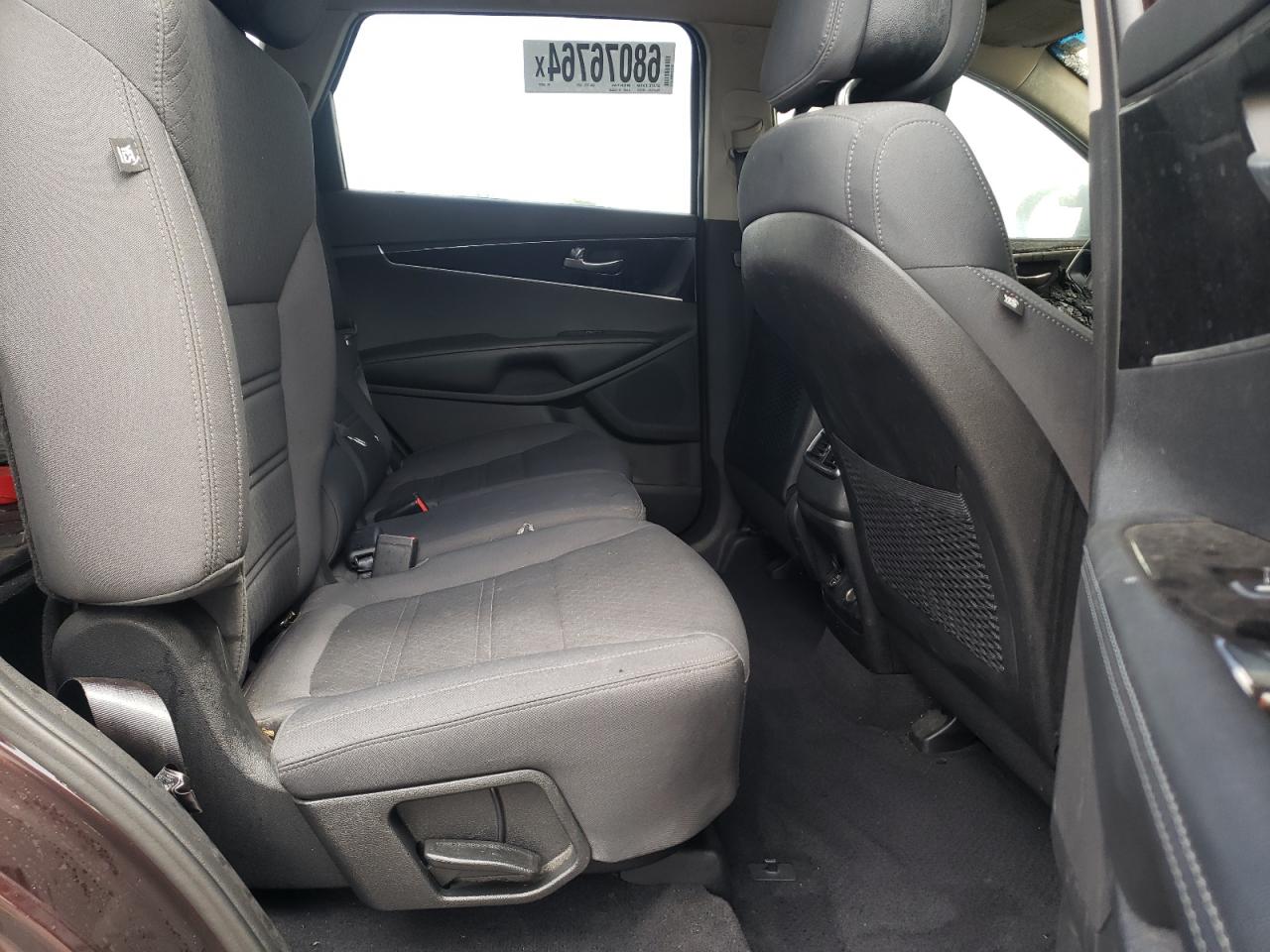2016 KIA Sorento VIN 5XYPG4A32GG004498 Copart auction photo, burn - interior / burn - engine damage thumbnail 11