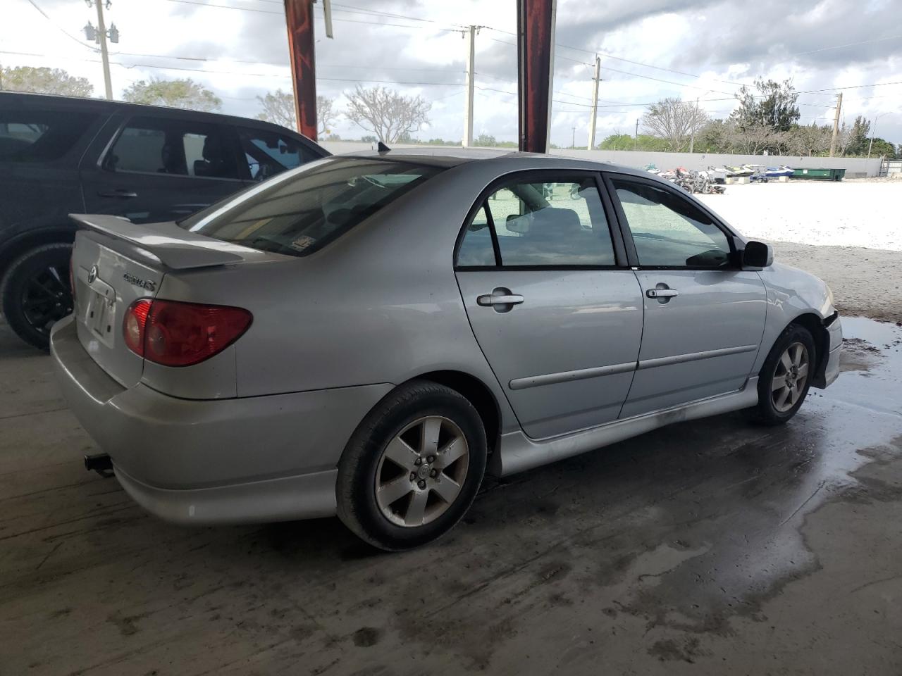 2005 Toyota Corolla VIN 2T1BR32E05C481342 Copart auction photo, front end damage thumbnail 3