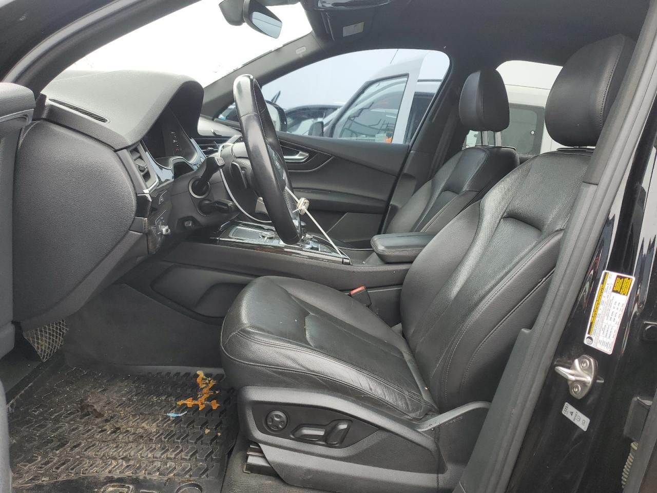 2017 Audi Q7 VIN WA1LAAF70HD024561 Copart auction photo, front end damage thumbnail 7