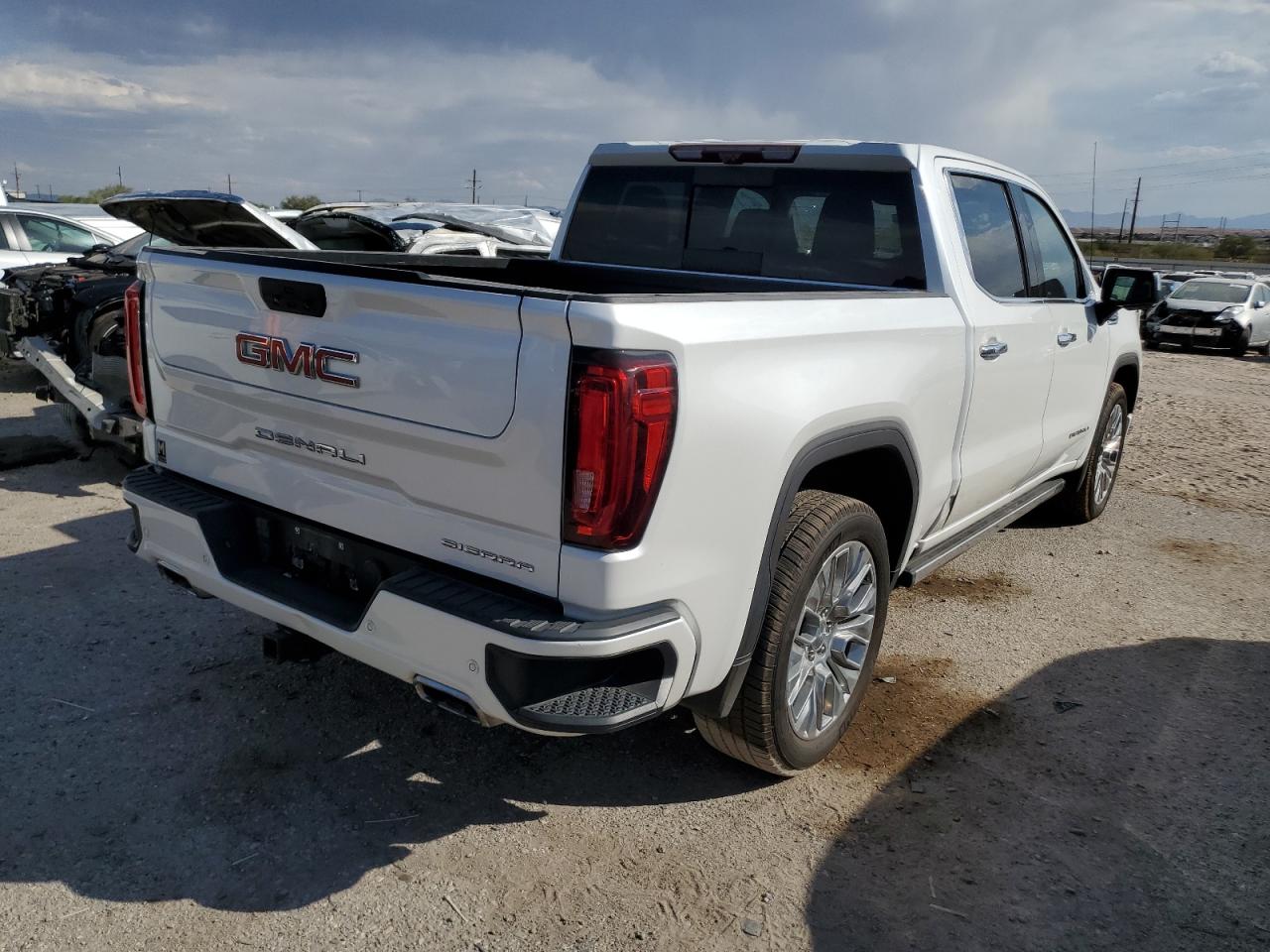 2020 GMC Sierra VIN XGTU9FEL4LG394616 Copart auction photo, minor dent/scratches damage thumbnail 3