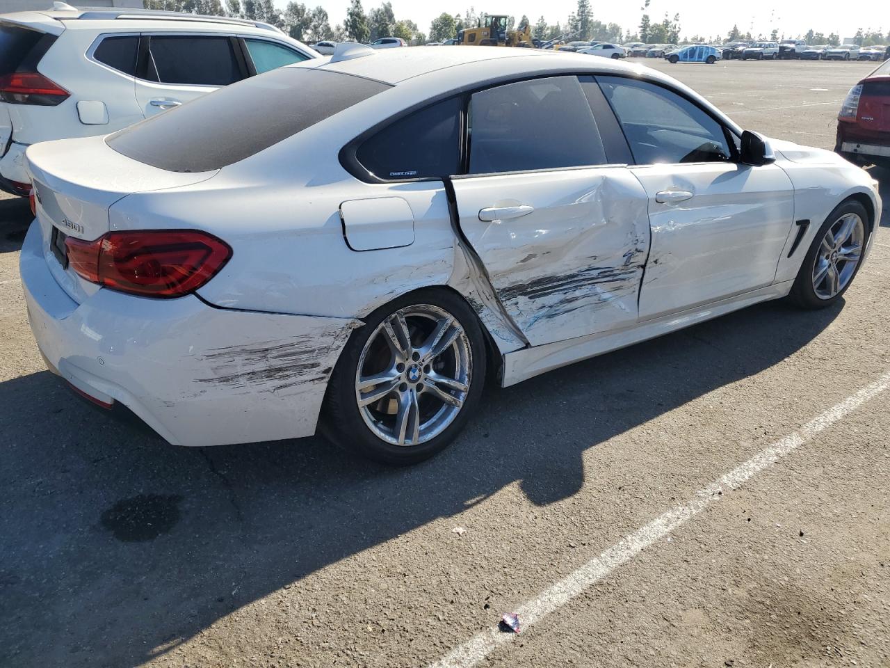 2018 BMW 4er VIN WBA4J1C57JBG75667 Copart auction photo, side damage thumbnail 3