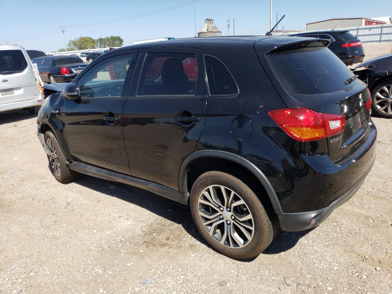 2016 Mitsubishi Outlander VIN JA4AR3AU2GZ029092 Copart auction photo, front end / hail damage thumbnail 2