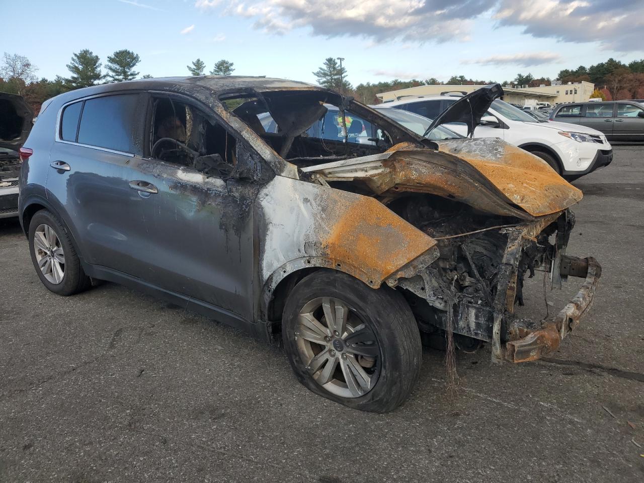 2017 KIA Sportage VIN KNDPMCAC3H7273126 Copart auction photo, burn - engine / burn - interior damage thumbnail 4