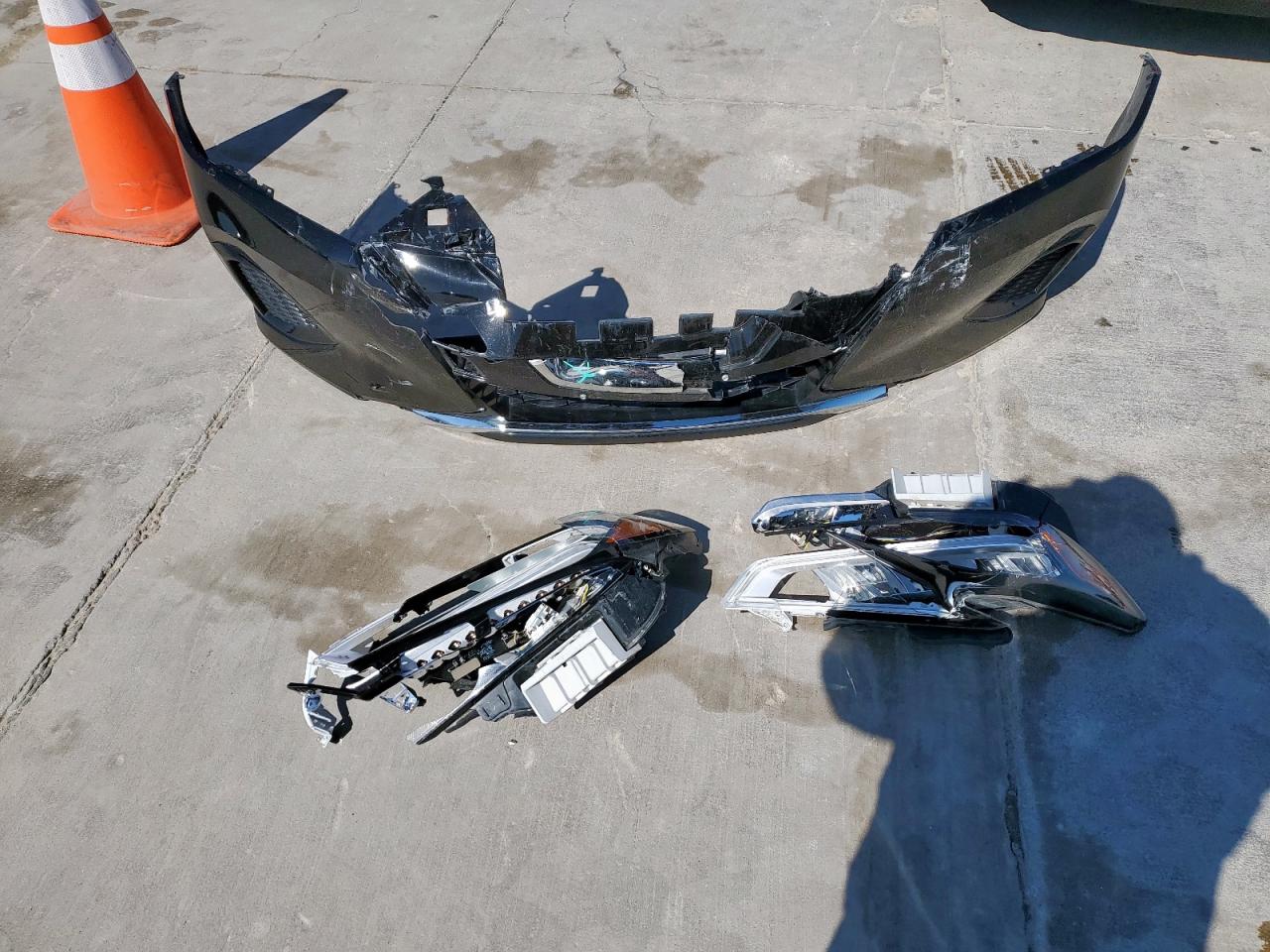 2019 Nissan Maxima VIN 1N4AA6AVXKC376047 Copart auction photo, front end damage thumbnail 12