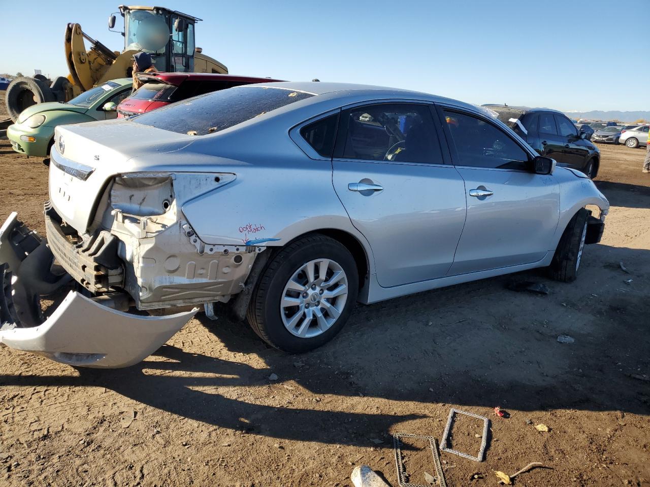 2015 Nissan Altima VIN 1N4AL3AP3FC277585 Copart auction photo, all over damage thumbnail 3