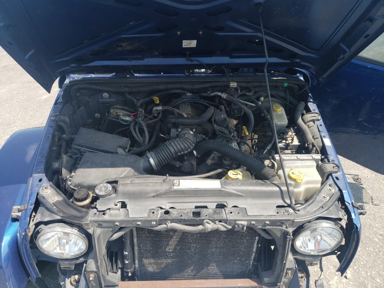 2009 Jeep Wrangler VIN 1J4FA54199L747528 Copart auction photo, front end / undercarriage damage thumbnail 12