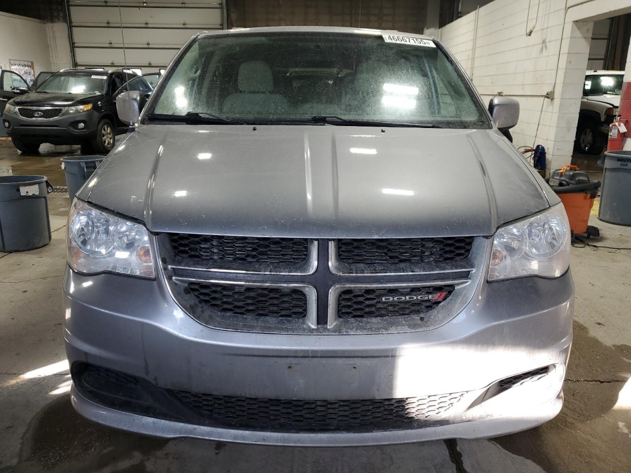 2013 Dodge Caravan VIN 2C4RDGCG6DR622210 Copart auction photo, mechanical damage thumbnail 5
