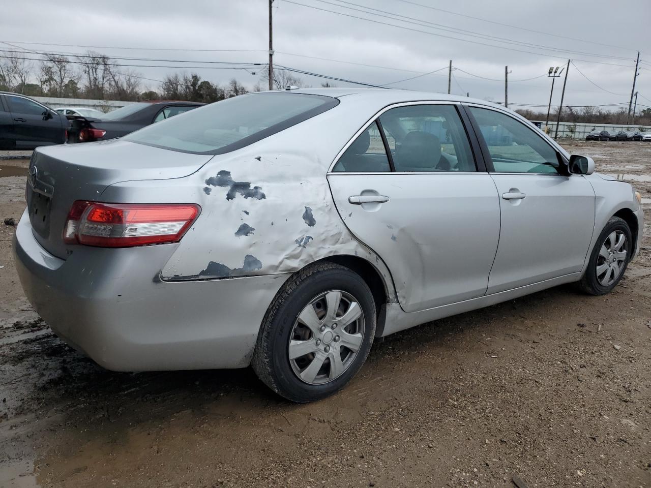 2011 Toyota Camry VIN 4T1BF3EK4BU642036 Copart auction photo, side / front end damage thumbnail 3