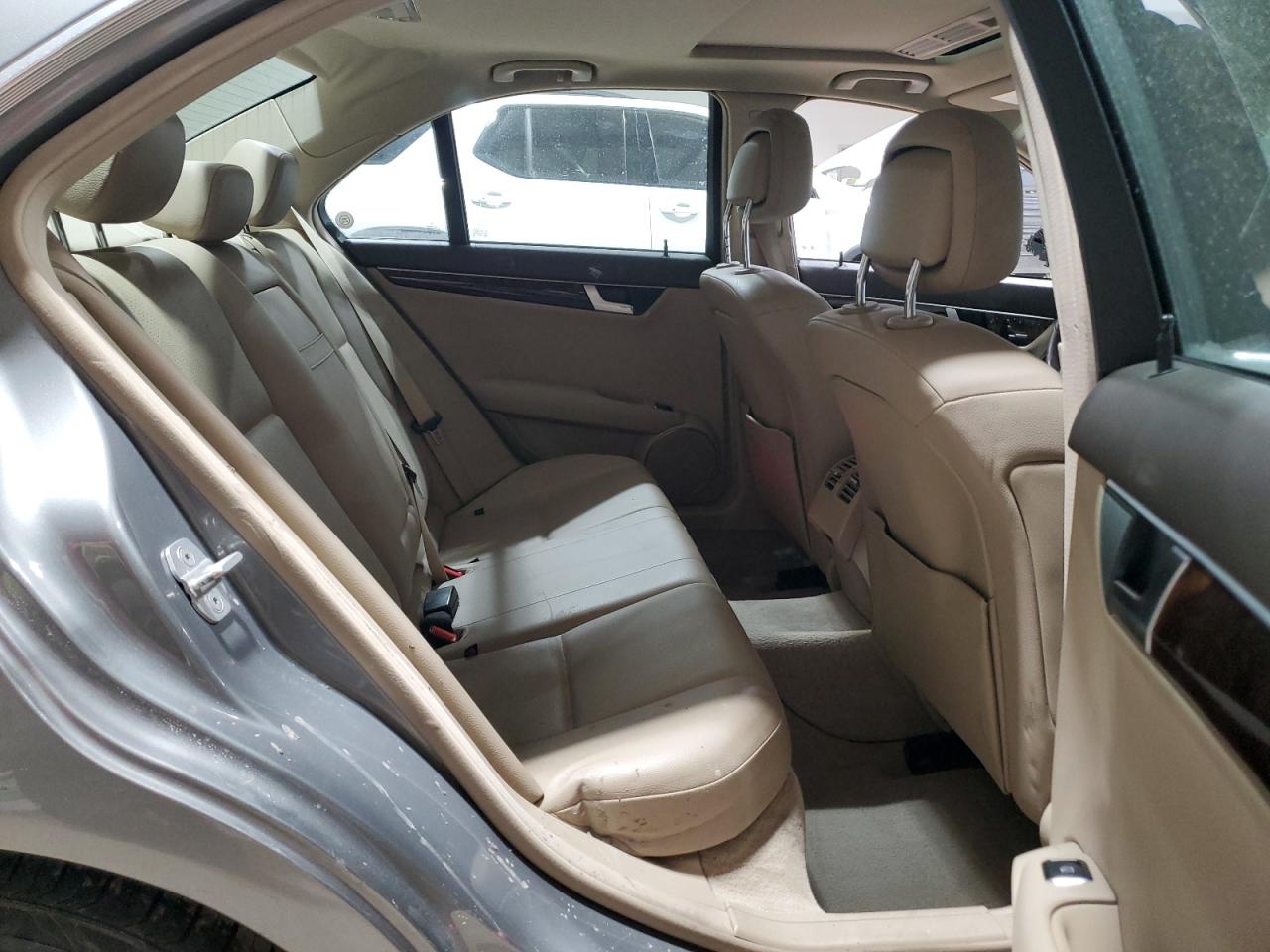 2013 Mercedes-Benz C-klasse VIN WDDGF8ABXDG115512 Copart auction photo, all over damage thumbnail 10