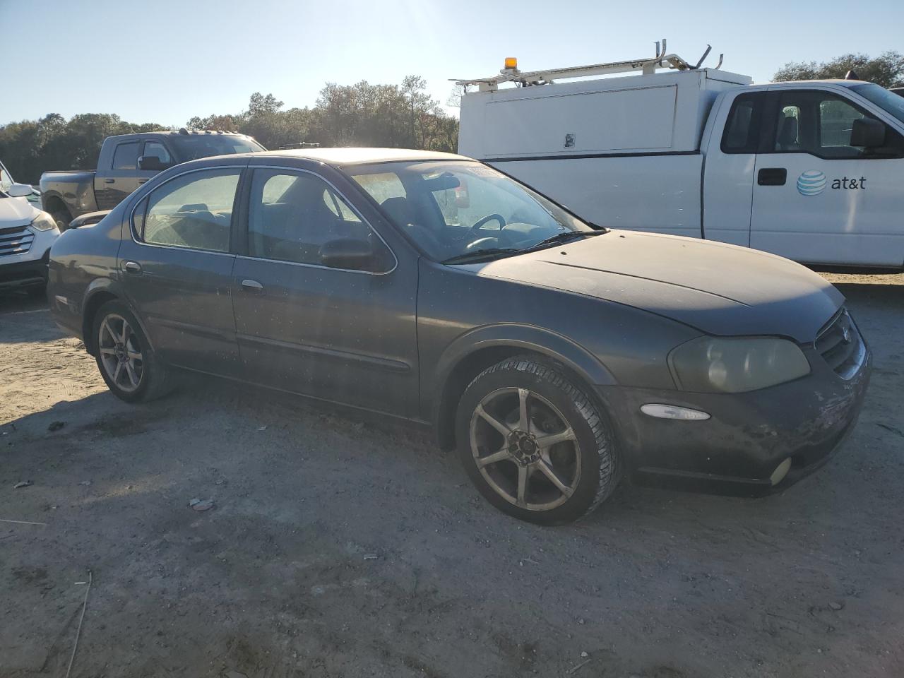 2000 Nissan Maxima VIN JN1CA31D4YT555141 Copart auction photo, side damage thumbnail 4