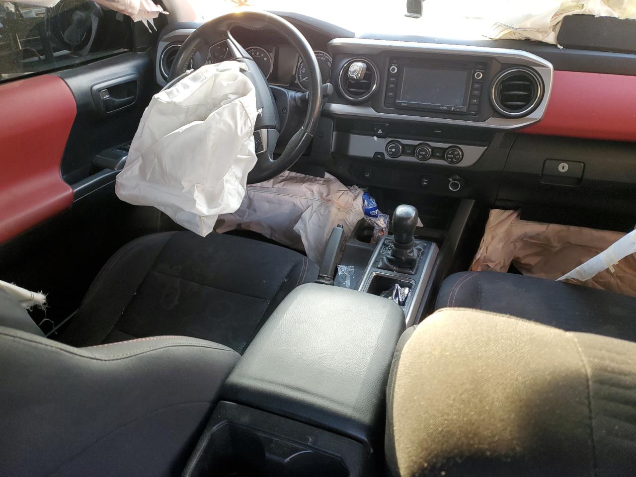 2019 Toyota Tacoma VIN 5TFAX5GN1KX154077 Copart auction photo, front end damage thumbnail 8