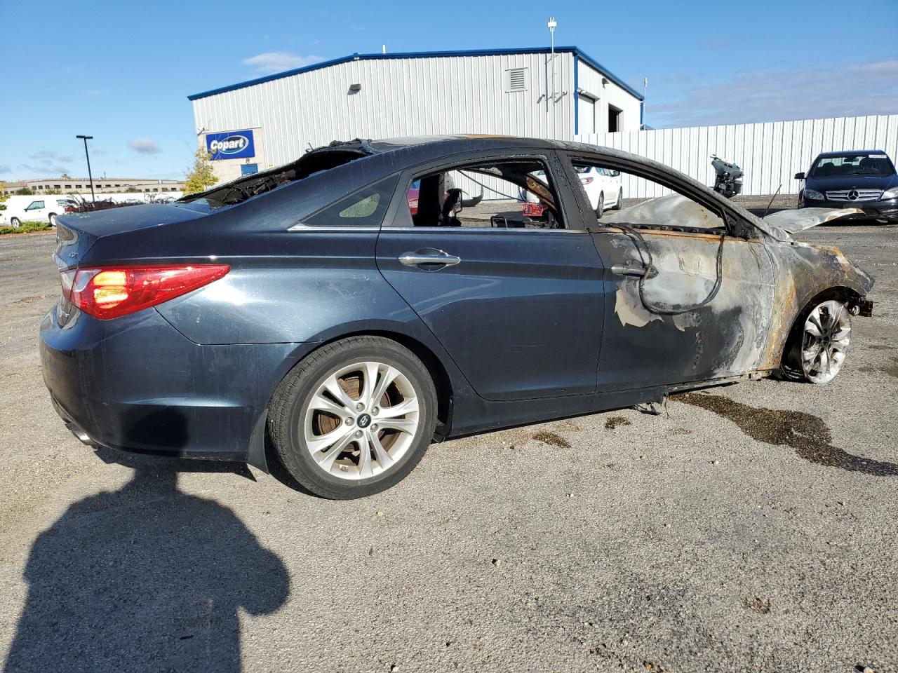 2011 Hyundai Sonata VIN 5NPEC4AB9BH290958 Copart auction photo, burn damage thumbnail 3