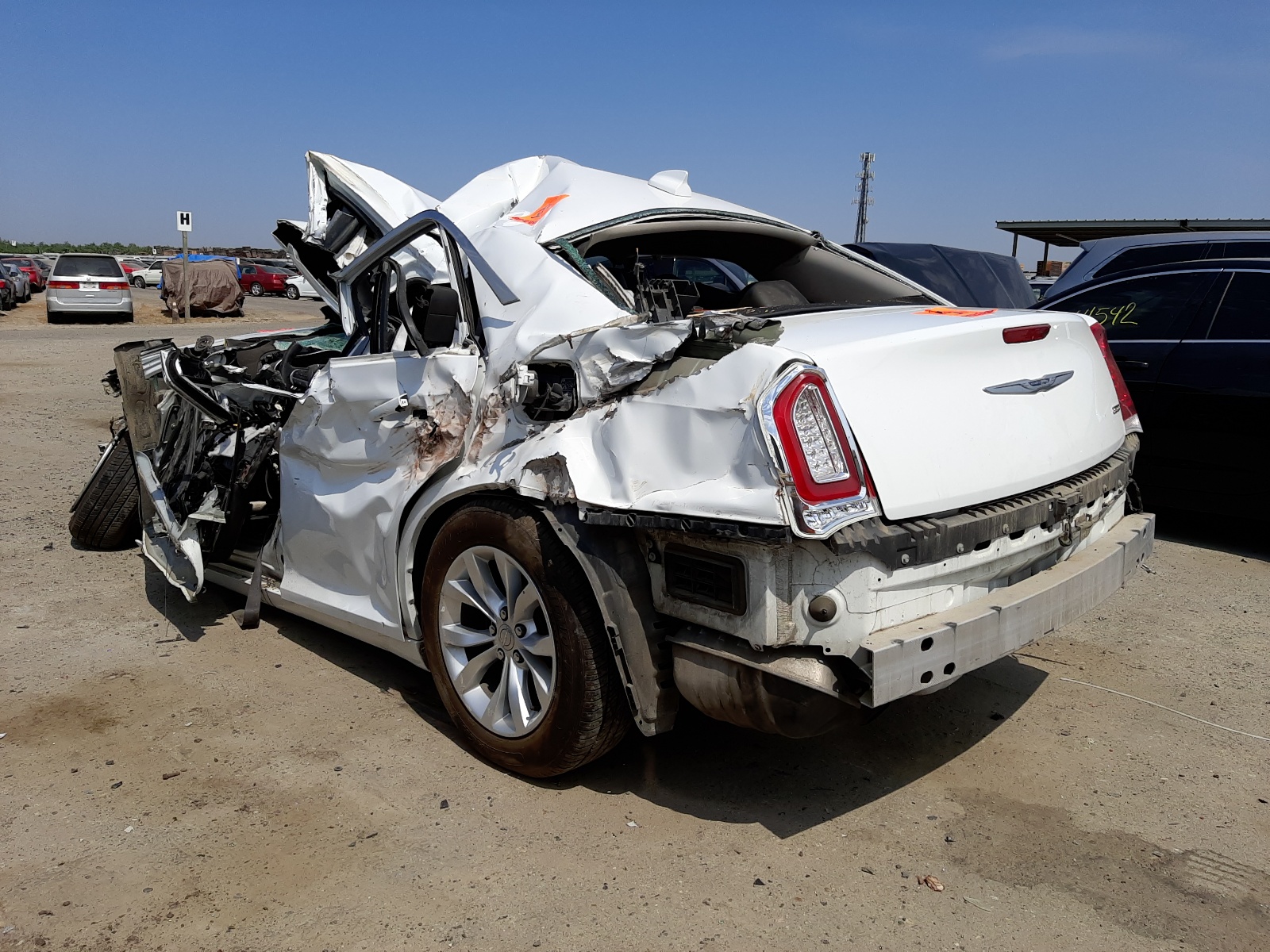 2015 Chrysler 300 VIN 2C3CCAAG4FH802159 Copart auction photo, all over damage thumbnail 3