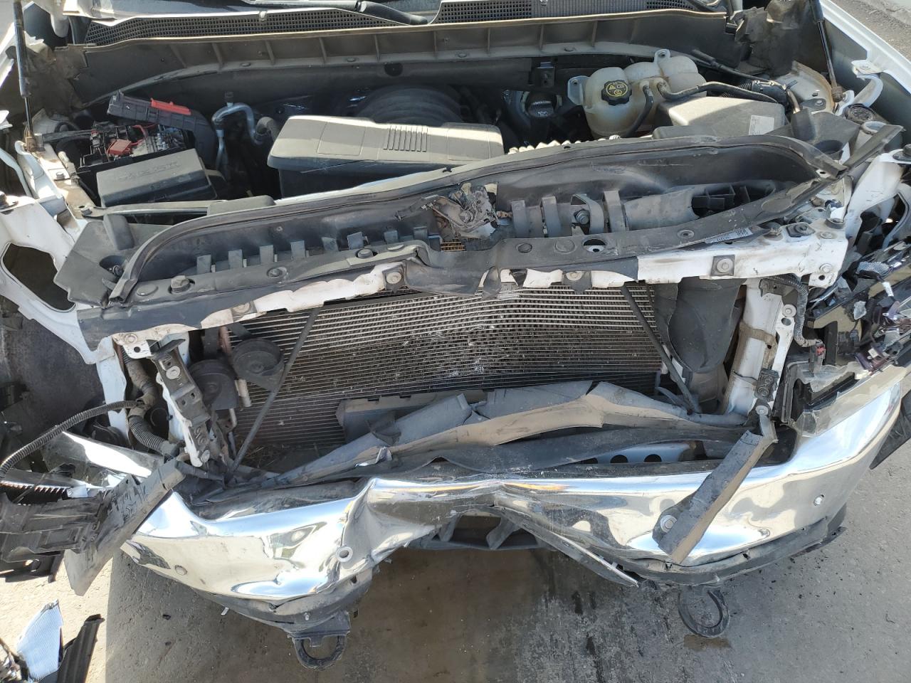 2020 Chevrolet Silverado VIN 3GCUYGELXLG275011 Copart auction photo, front end damage thumbnail 11