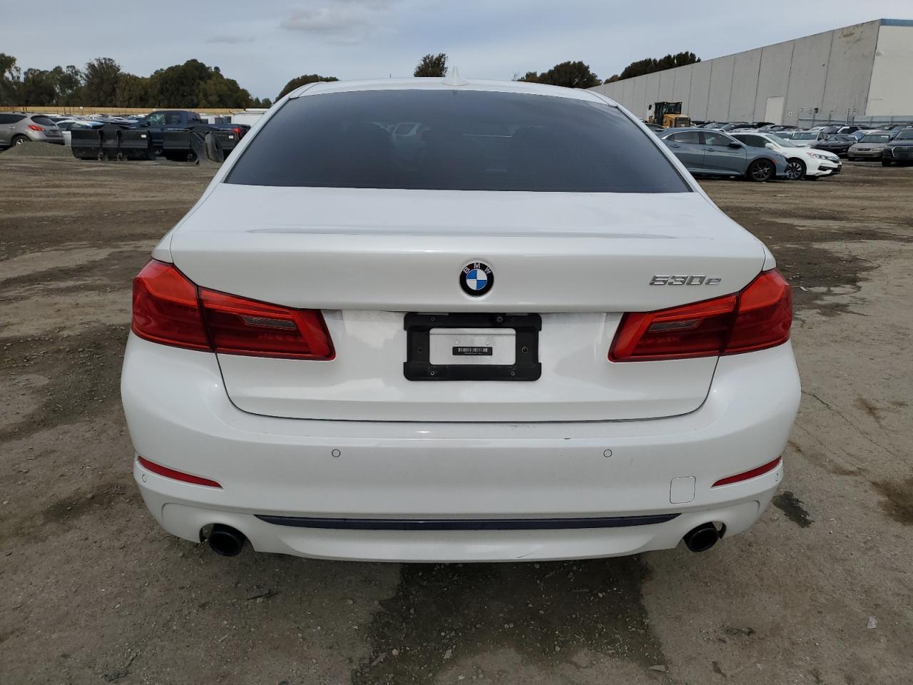 2018 BMW 5er VIN WBAJA9C54JB250373 Copart auction photo, front end / side damage thumbnail 6