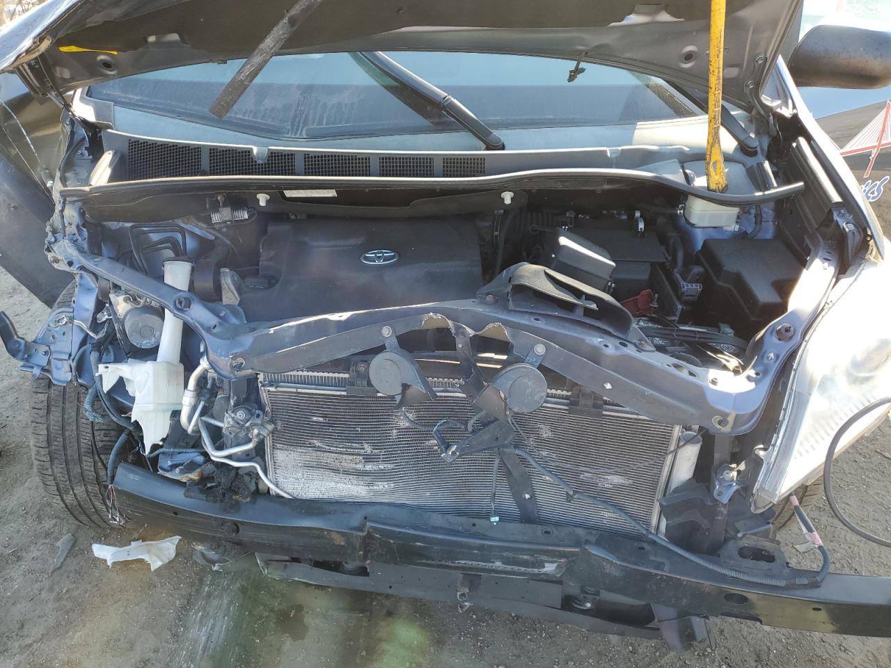 2014 Toyota Sienna VIN 5TDZK3DC3ES471426 Copart auction photo, front end / minor dent/scratches damage thumbnail 13