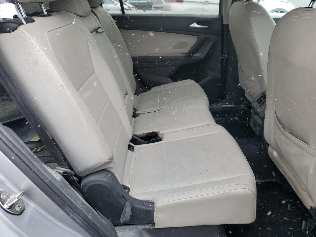 2019 Volkswagen Tiguan VIN 3VV2B7AX4KM196825 Copart auction photo, front end damage thumbnail 11