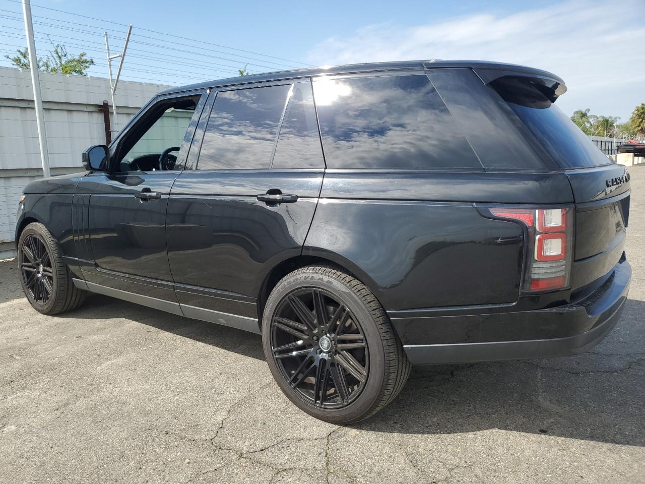 2014 Land Rover Range Rover VIN SALGS2EF9EA138311 Copart auction photo, minor dent/scratches damage thumbnail 2