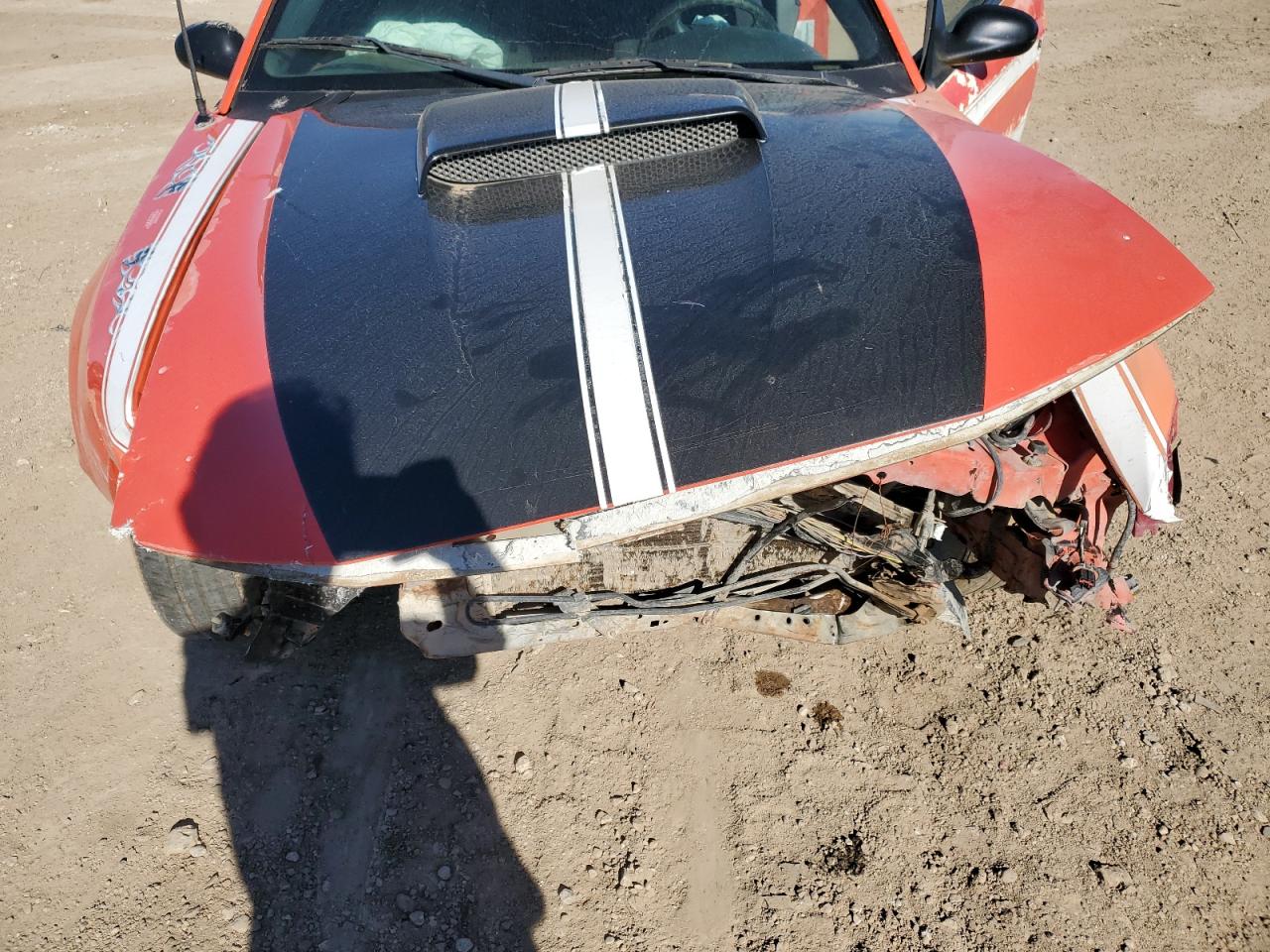 2004 Ford Mustang VIN 1FAFP40614F142044 Copart auction photo, front end / minor dent/scratches damage thumbnail 11