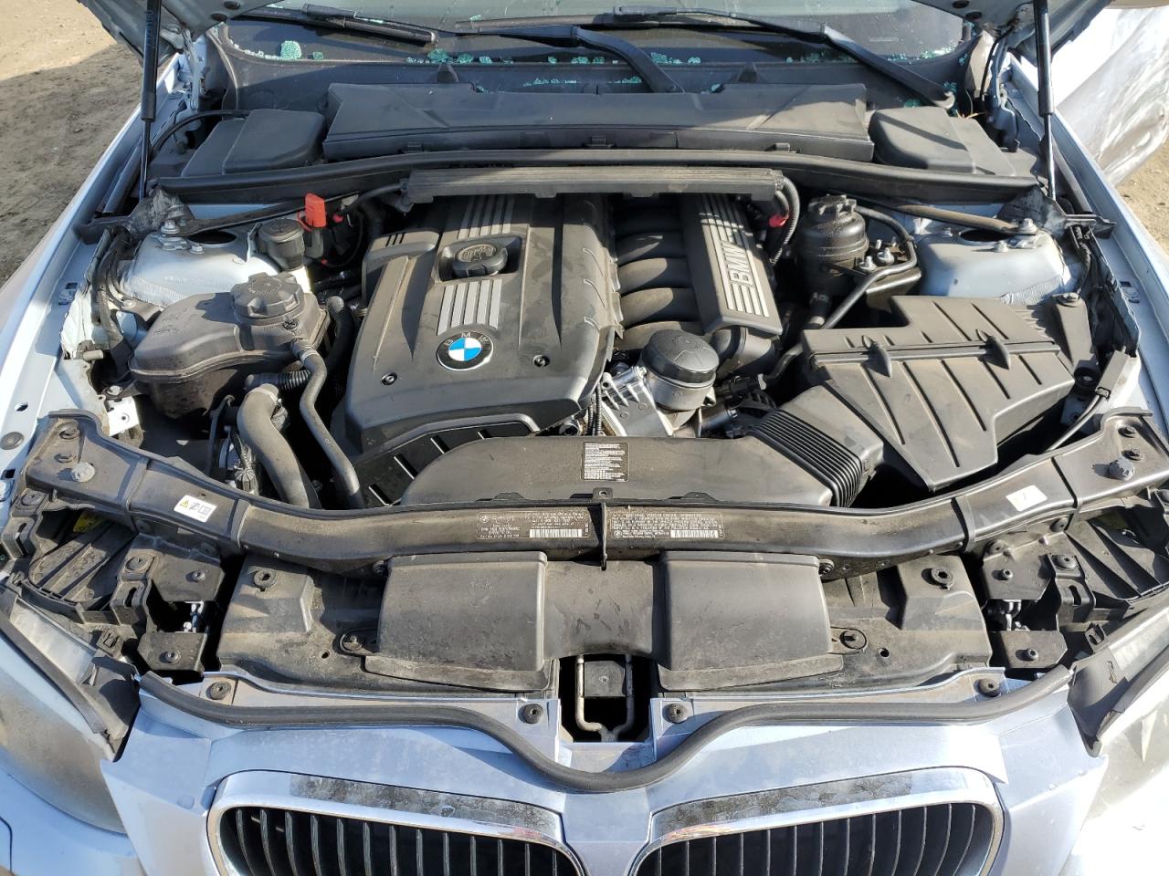 2011 BMW 3er VIN WBADW7C50BE546073 Copart auction photo, side / all over damage thumbnail 13