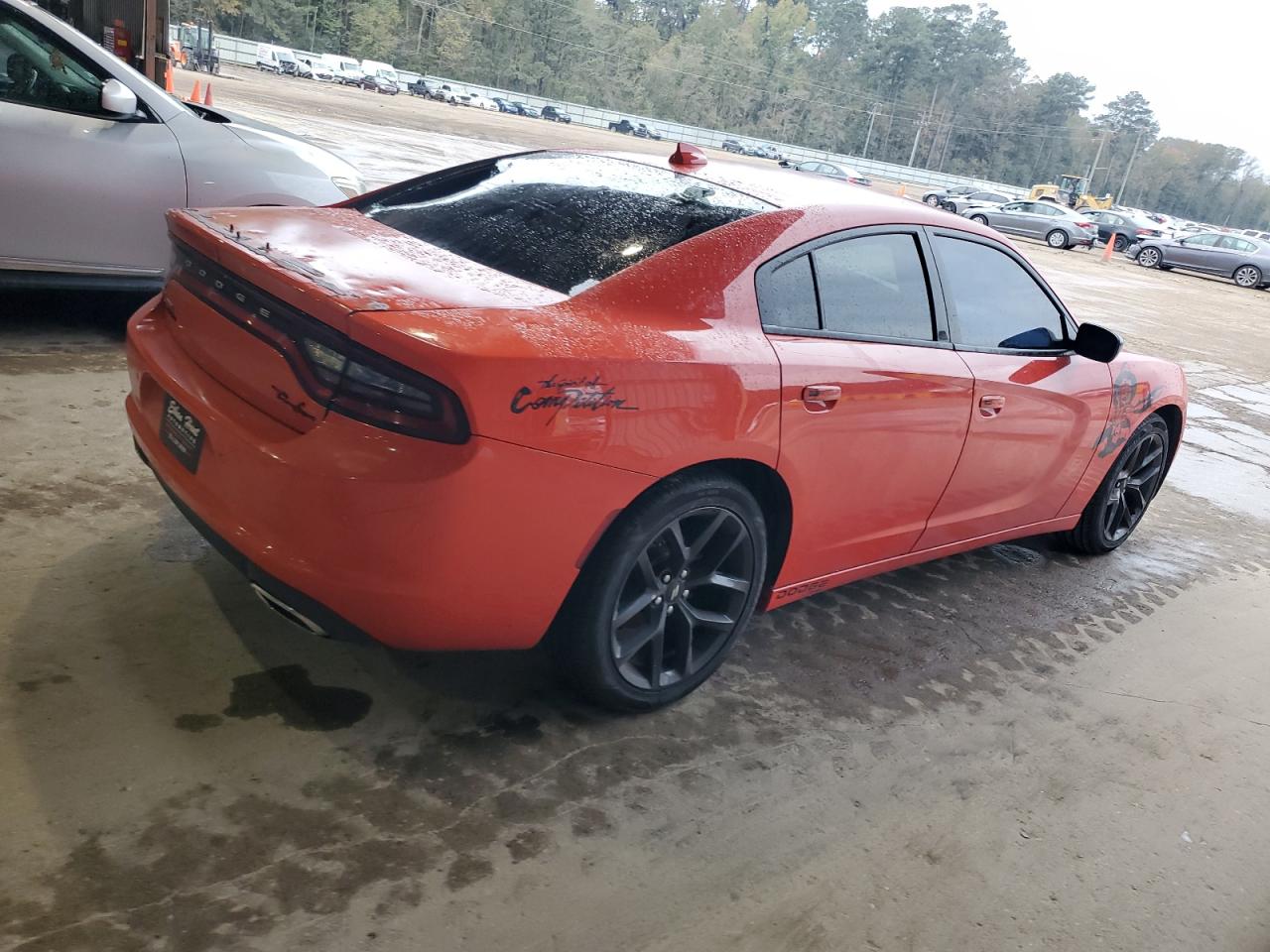 2019 Dodge Charger VIN 2C3CDXBG1KH572296 Copart auction photo, vandalism damage thumbnail 3