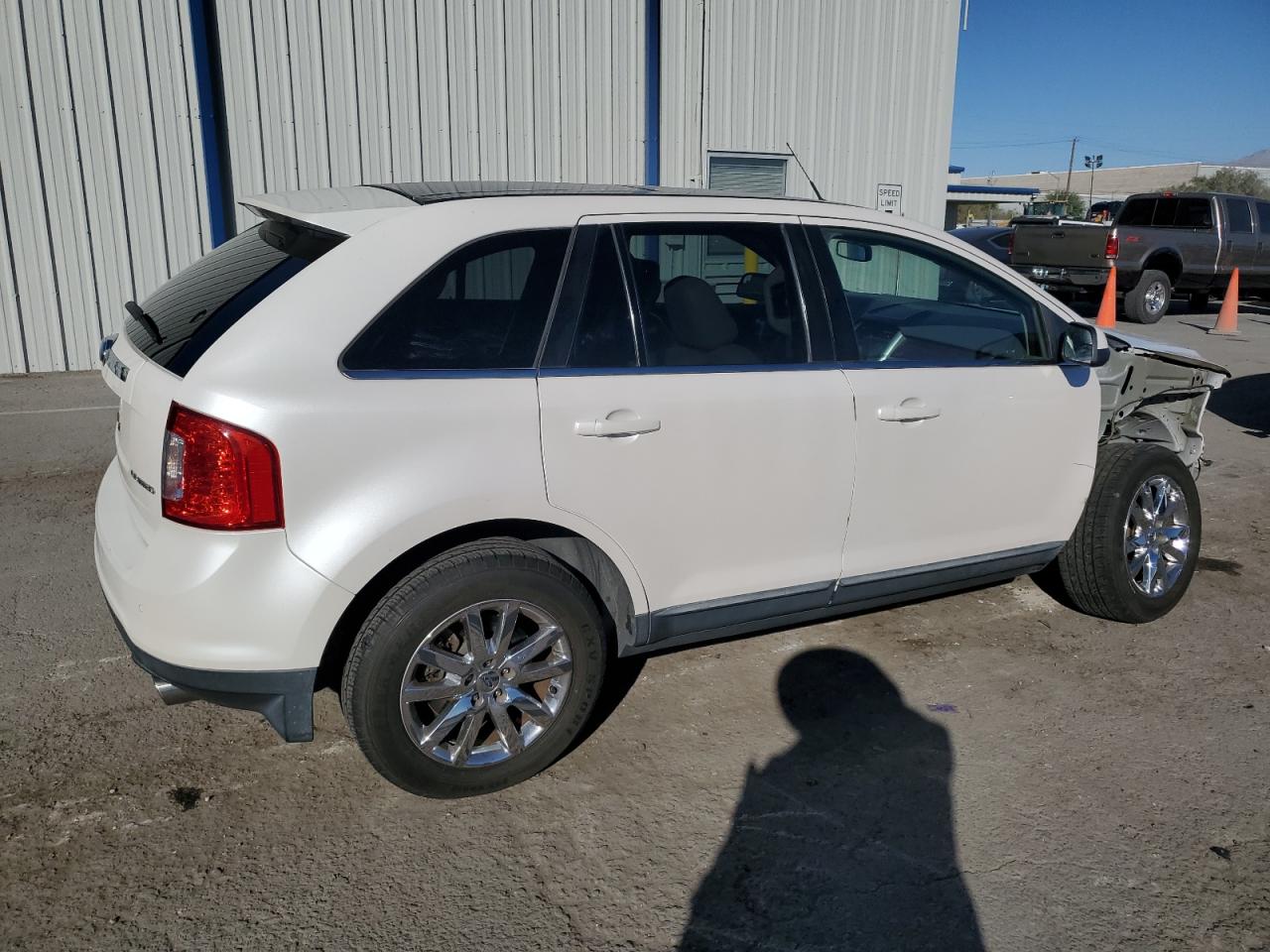 2011 Ford Edge VIN 2FMDK3KC0BBB08250 Copart auction photo, front end damage thumbnail 3