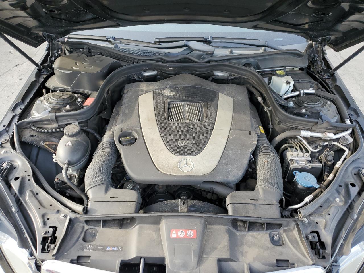2010 Mercedes-Benz E-klasse VIN WDDHF5GB5AA048102 Copart auction photo, undercarriage / side damage thumbnail 11