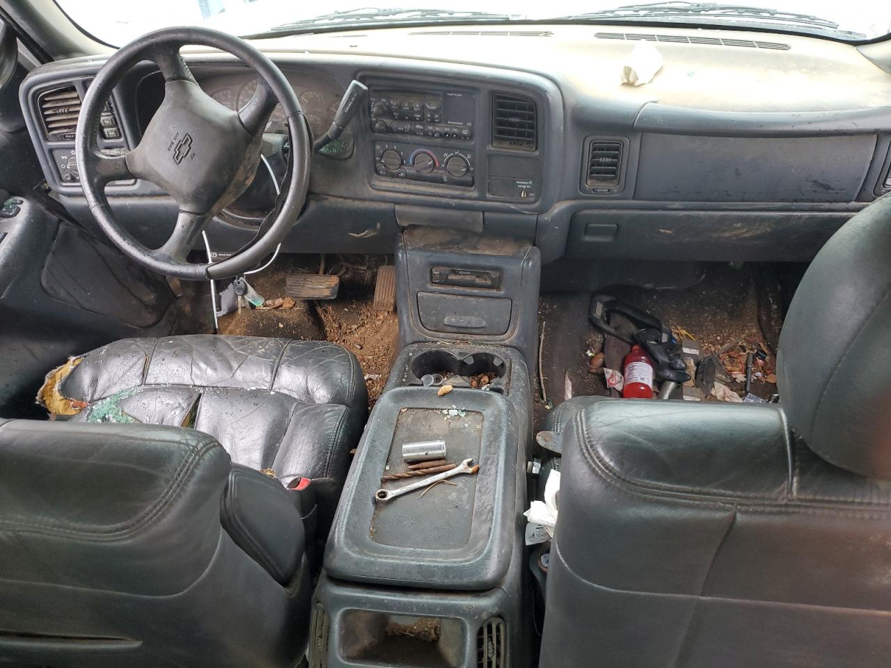 2000 Chevrolet Silverado VIN 2GCEK19T3Y1256488 Copart auction photo, front end / side damage thumbnail 8