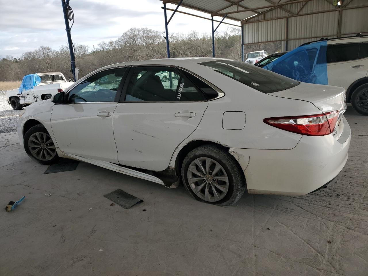 2015 Toyota Camry VIN 4T1BF1FK0FU482567 Copart auction photo, side / rear end damage thumbnail 2