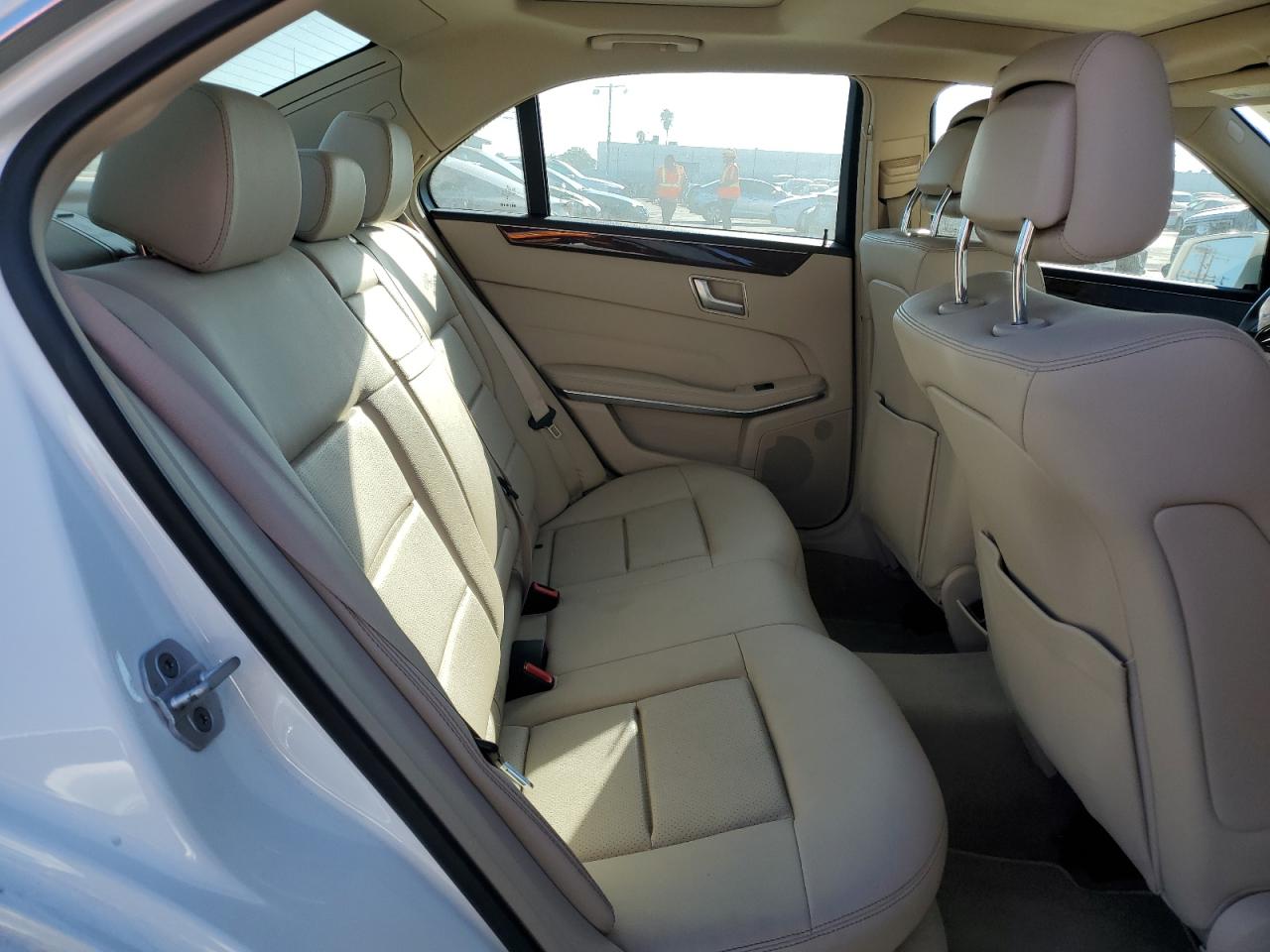 2016 Mercedes-Benz E-klasse VIN WDDHF5KB6GB170607 Copart auction photo, all over damage thumbnail 10