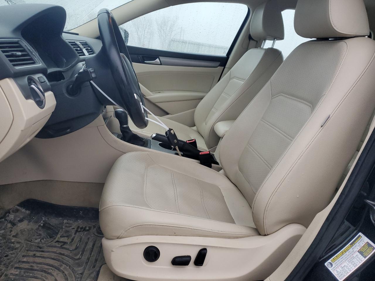 2014 Volkswagen Passat VIN 1VWBN7A32EC080951 Copart auction photo, front end damage thumbnail 7