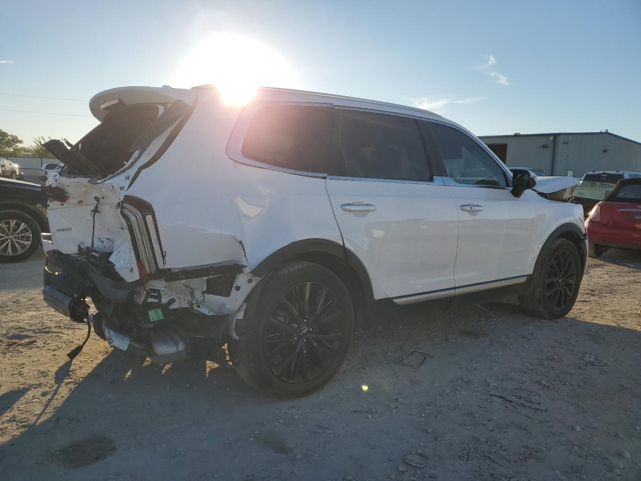 2022 KIA Telluride VIN 5XYP5DHC4NG226887 Copart auction photo, rear end / front end damage thumbnail 3