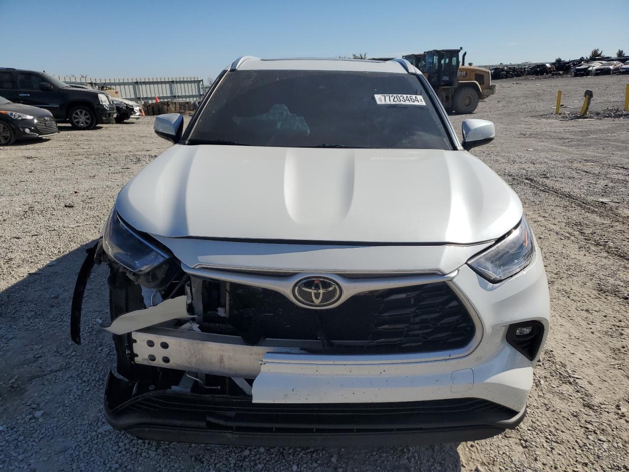 2022 Toyota Highlander VIN 5TDGZRAH2NS542525 Copart auction photo, front end damage thumbnail 5