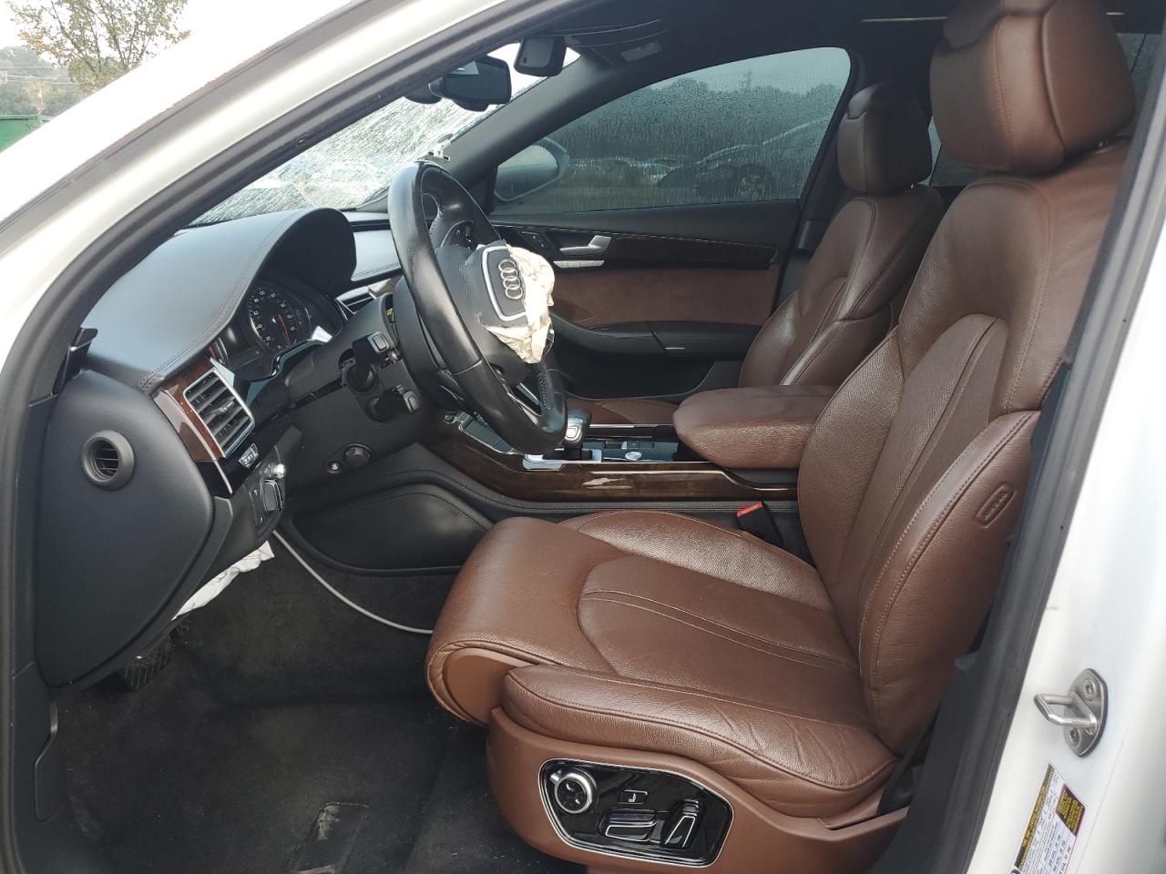 2017 Audi A8 VIN WAU44AFDXHN006499 Copart auction photo, front end / minor dent/scratches damage thumbnail 7