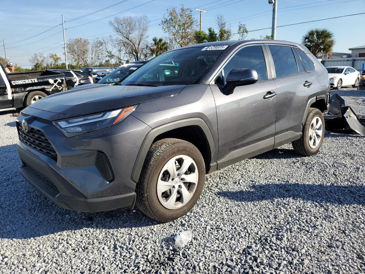 2024 Toyota RAV 4 VIN 2T3K1RFV3RC293044