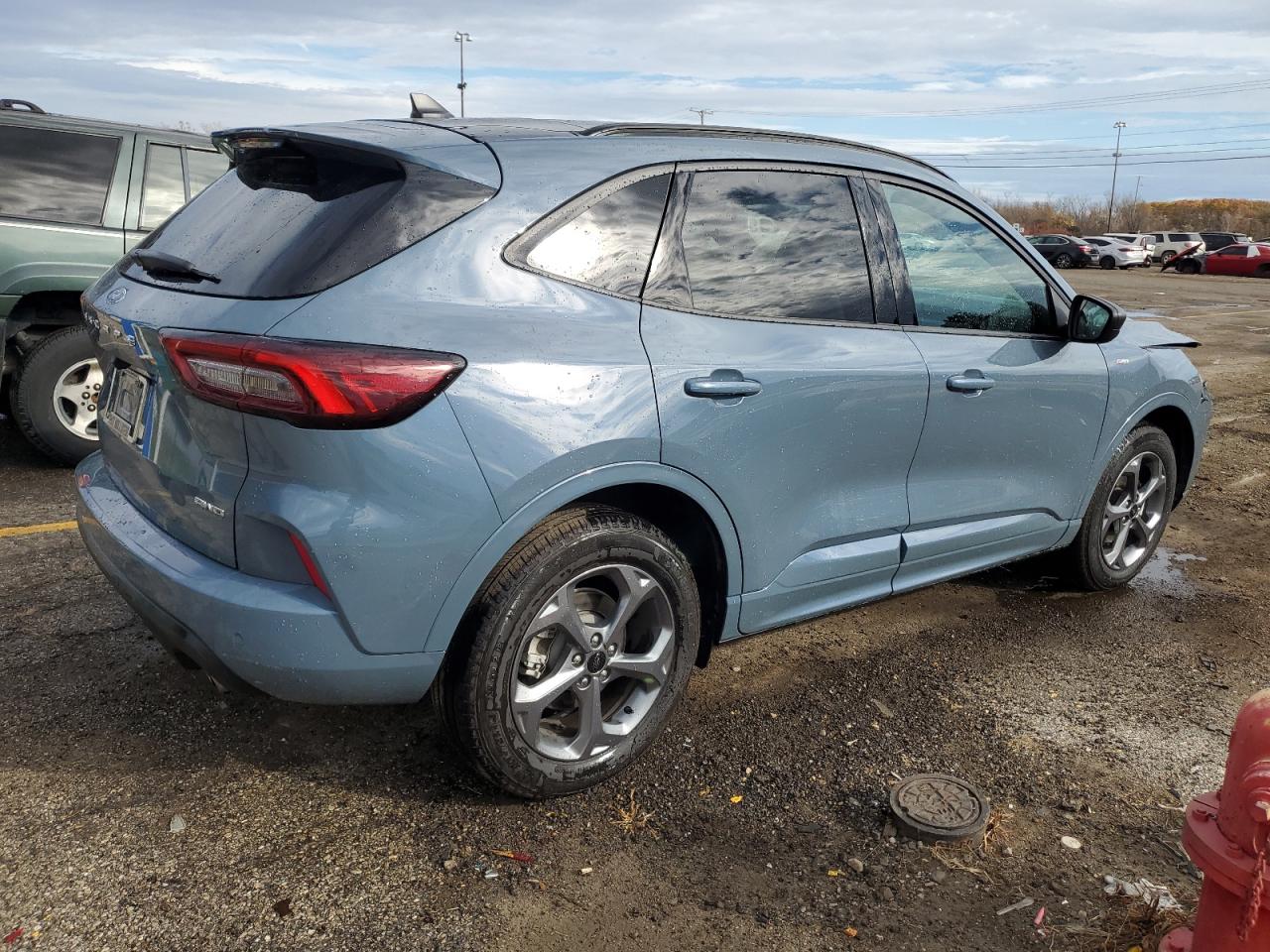 2023 Ford Escape VIN 1FMCU9MN0PUB18737 Copart auction photo, front end damage thumbnail 3