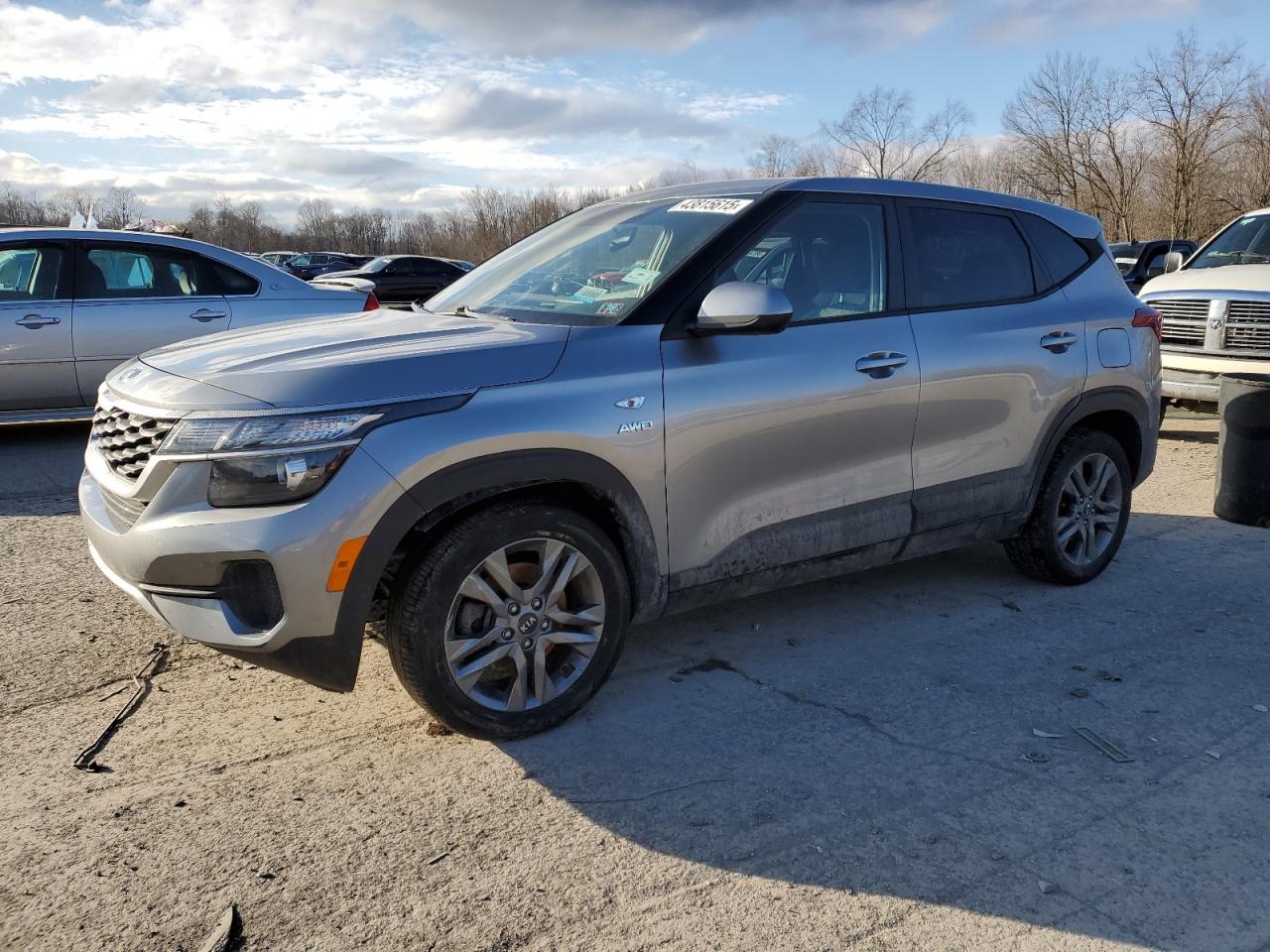 2021 KIA Seltos VIN KNDEPCAA8M7129241