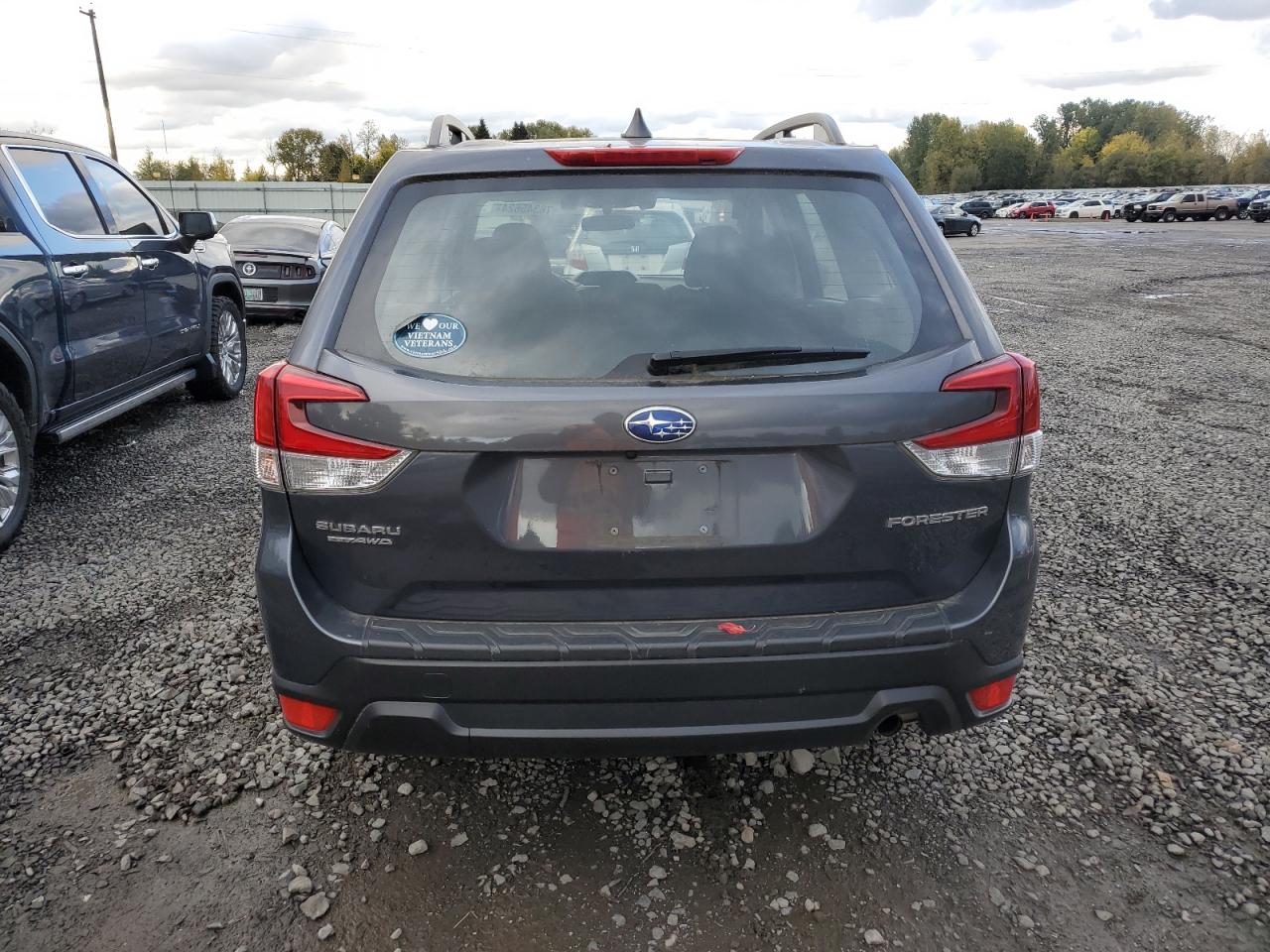 2020 Subaru Forester VIN JF2SKADC8LH535551 Copart auction photo, front end / side damage thumbnail 6