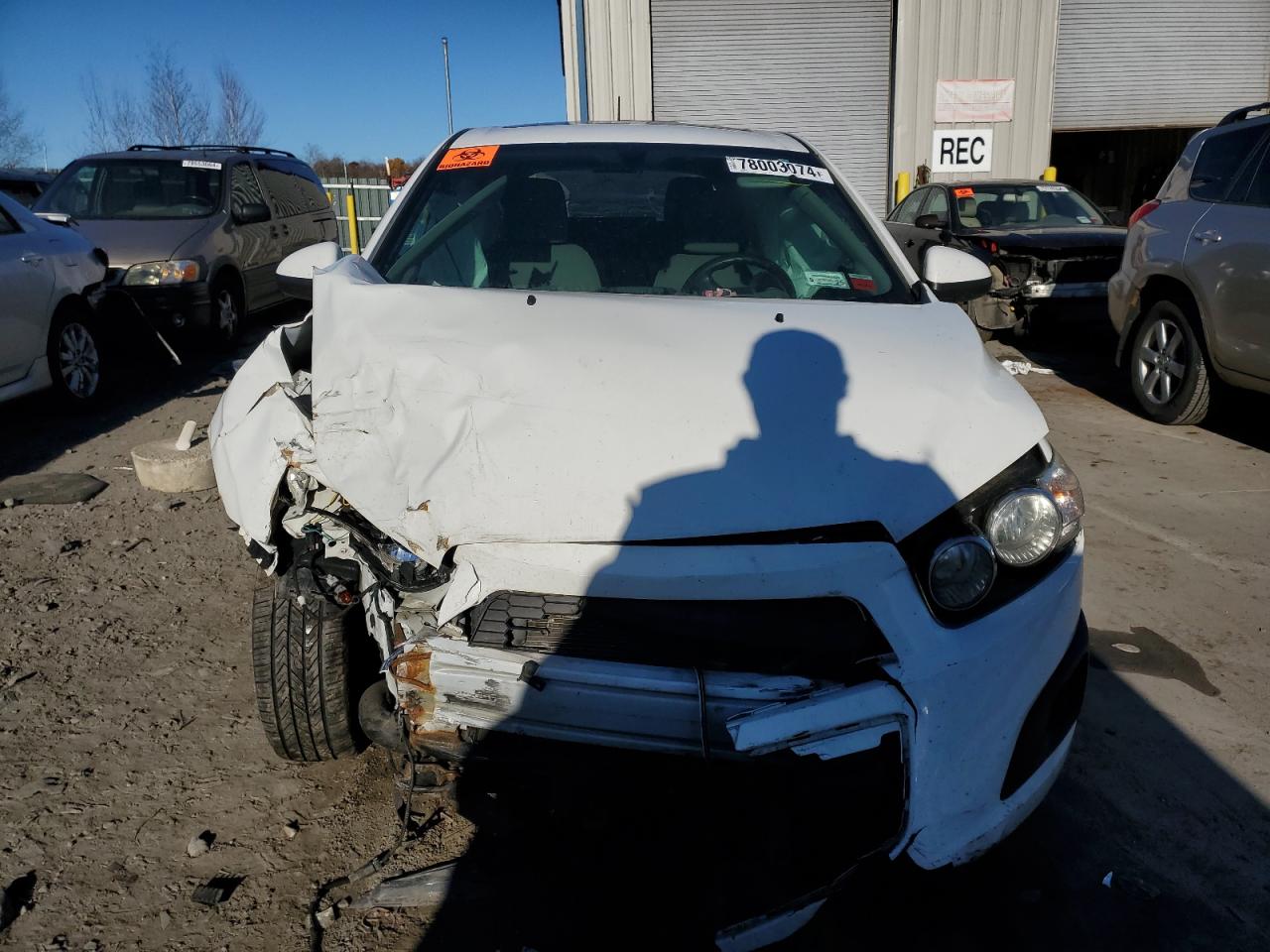 2015 Chevrolet Sonic VIN 1G1JC6SB9F4152074 Copart auction photo, front end / rear end damage thumbnail 5