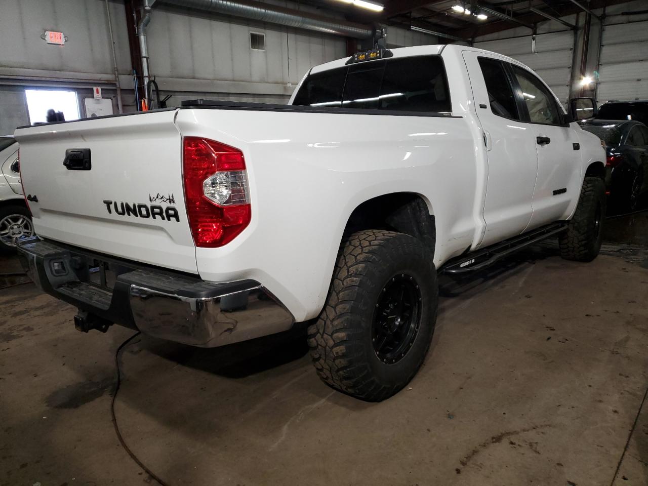 2021 Toyota Tundra VIN 5TFUY5F13MX978318 Copart auction photo, front end damage thumbnail 3