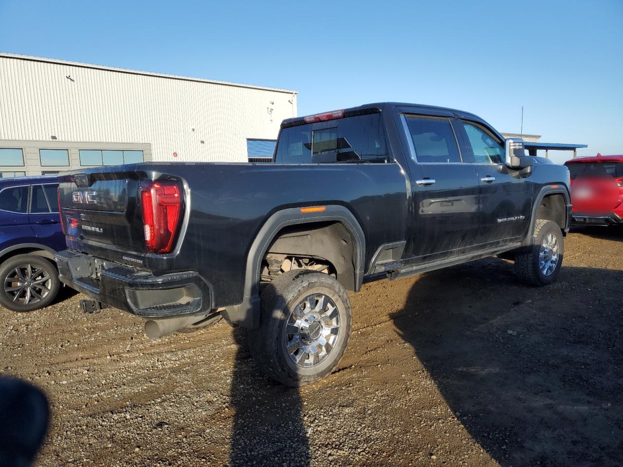 2021 GMC Sierra VIN 1GT49WEY3MF123660 Copart auction photo, vandalism damage thumbnail 3