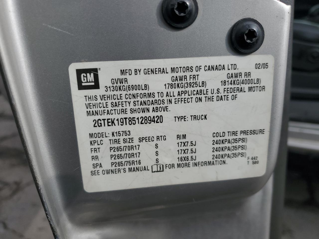 2005 GMC Sierra VIN 2GTEK19T851289420 Copart auction photo, side / rear end damage thumbnail 15