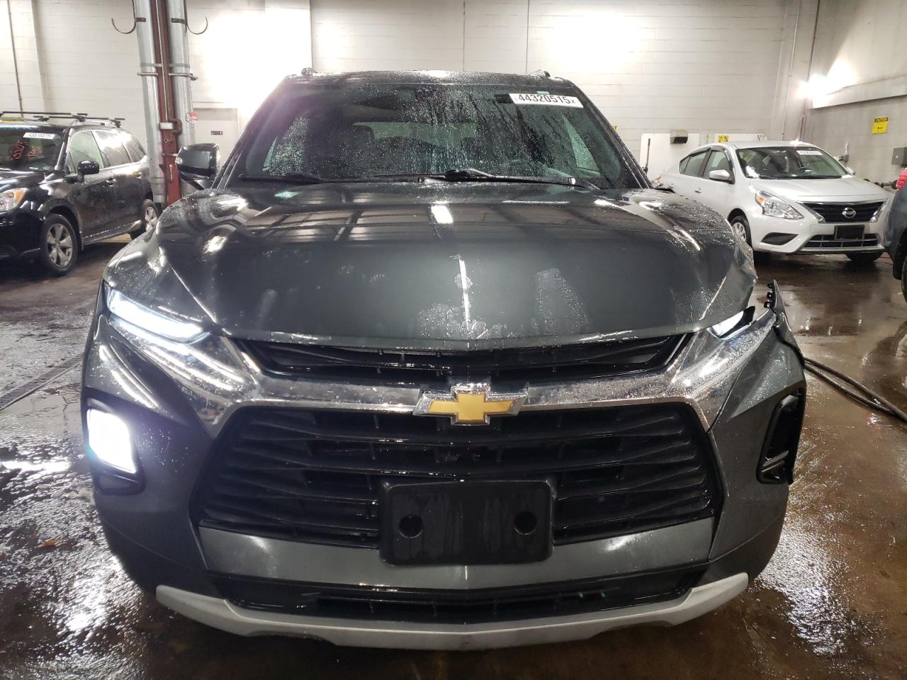 2019 Chevrolet Blazer VIN 3GNKBHRS4KS622948 Copart auction photo, side / front end damage thumbnail 5