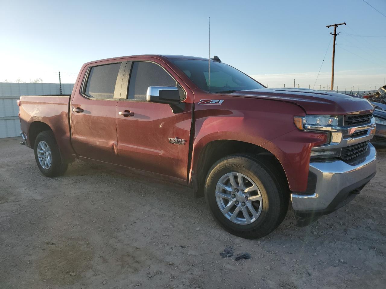 2020 Chevrolet Silverado VIN 3GCUYDEDXLG257552 Copart auction photo, water/flood / side damage thumbnail 4