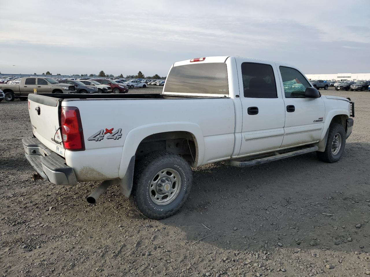 2003 Chevrolet Silverado VIN 1GCHK23193F191397 Copart auction photo, top/roof damage thumbnail 3