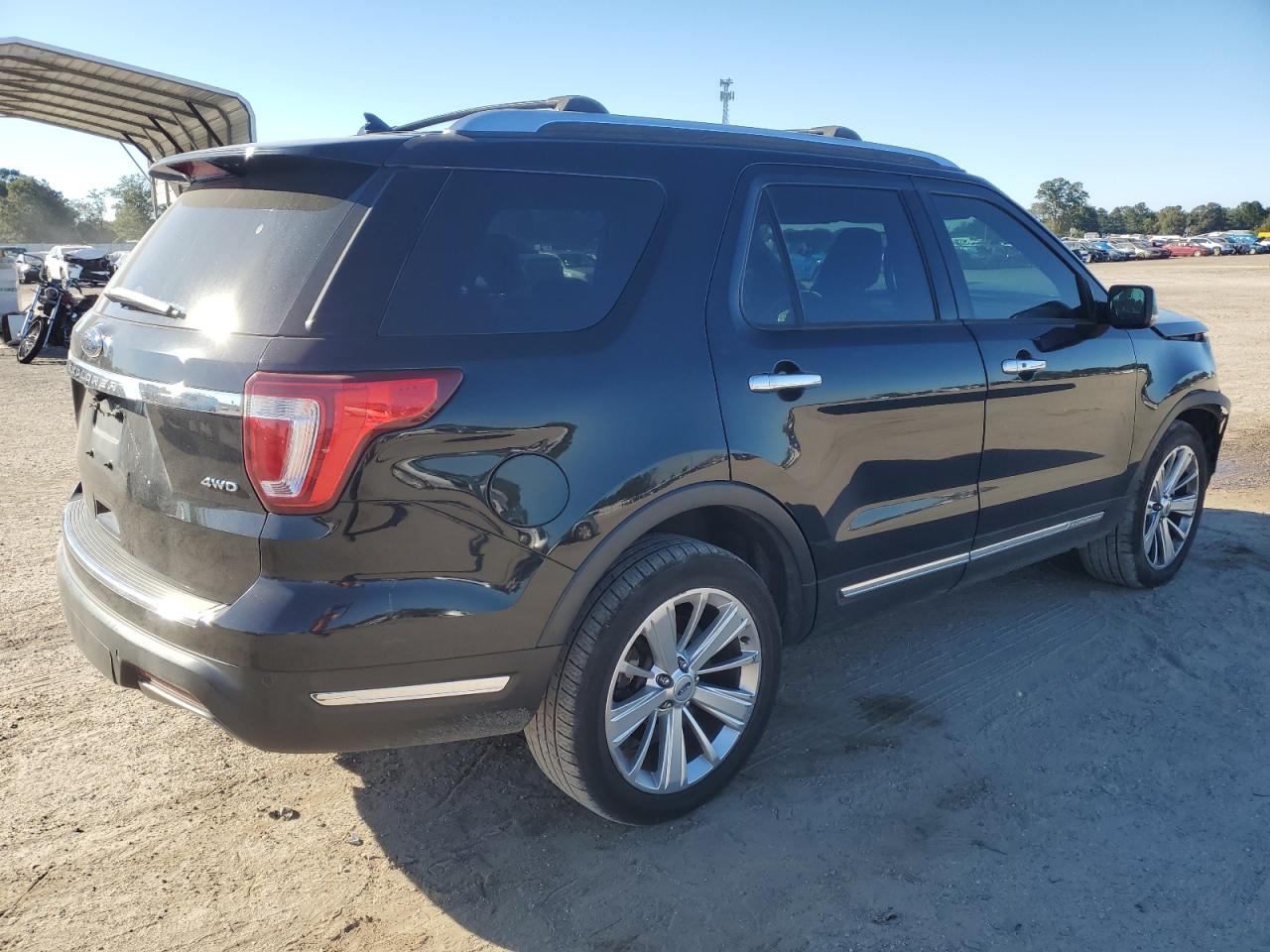 2019 Ford Explorer VIN 1FM5K8F87KGB41844 Copart auction photo, front end damage thumbnail 3