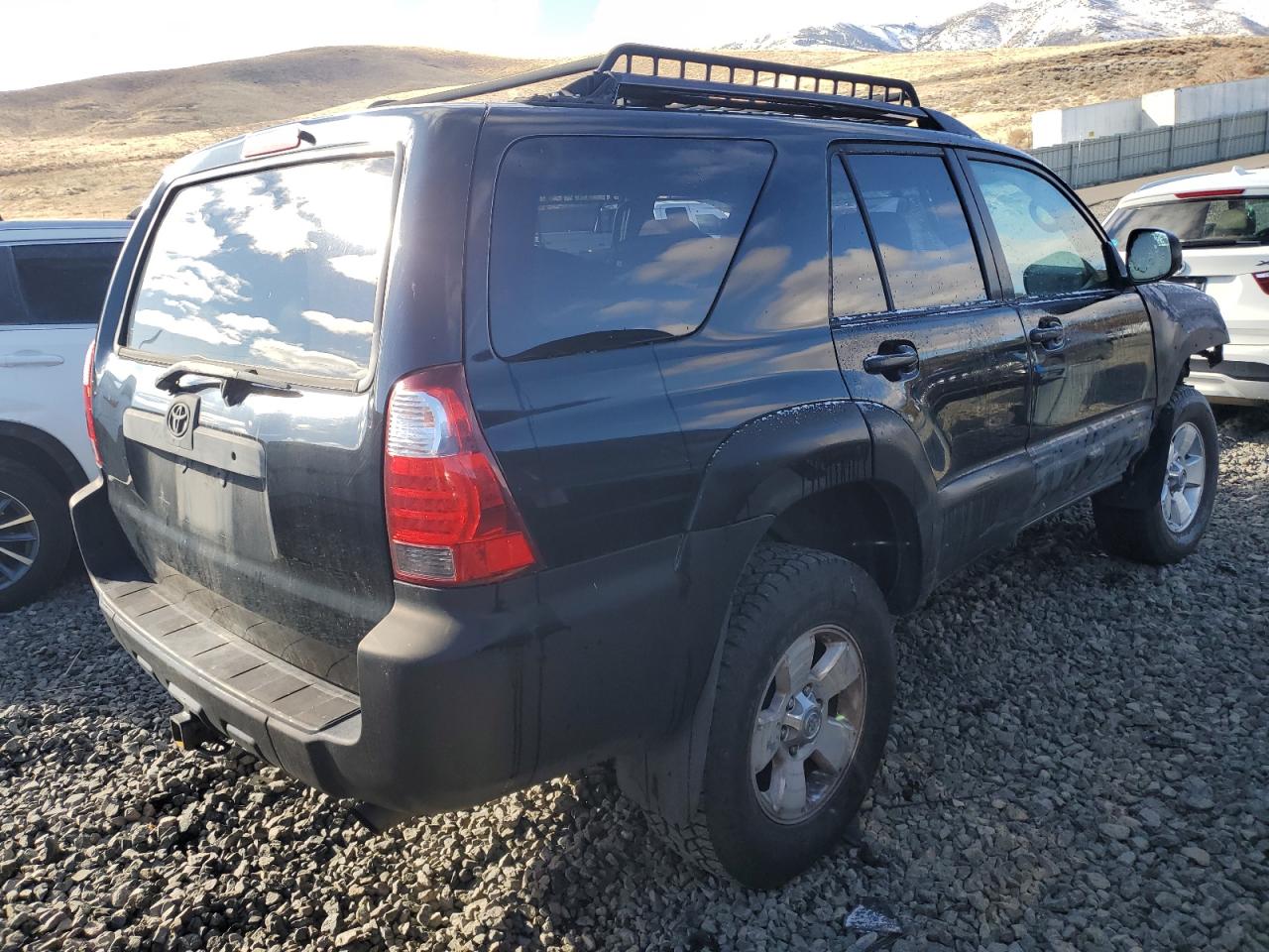 2006 Toyota 4Runner VIN JTEBU14R260083172 Copart auction photo, front end / side damage thumbnail 3
