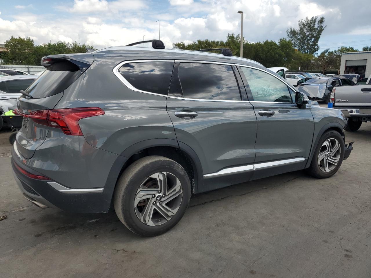 2022 Hyundai Santa Fe VIN 5NMS64AJ2NH376521 Copart auction photo, front end damage thumbnail 3